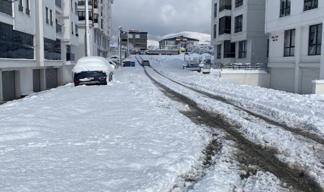 Bolu’yu Beyaz Örtü Sarıdı, Çocuklar Sevinçte!