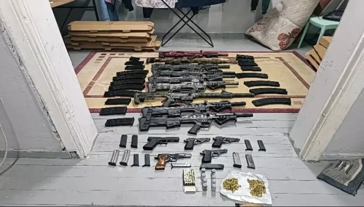 İzmir’de Silah Kaçakçılığına Dev Operasyon!