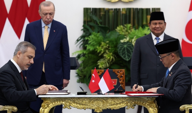 Erdoğan’ın Endonezya Ziyaretinde 10 Anlaşma İmzalandı