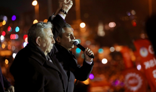 İmamoğlu’na Destek Büyüyor, Meydanlar Dolduruluyor!