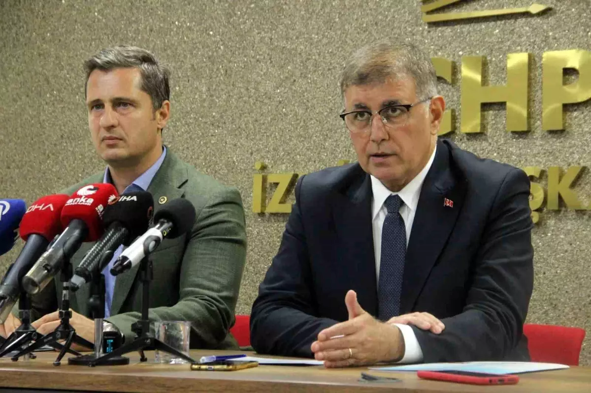 İzmir’de Siyasi Gözaltılar: CHP’den Tepkiler Geldi!