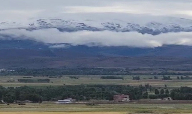 Bayburt’ta Yaz Sıcaklığı Yerini Kara Bıraktı!