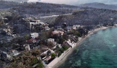 Çanakkale’de Yangın Villaları Küle Çeviriyor!