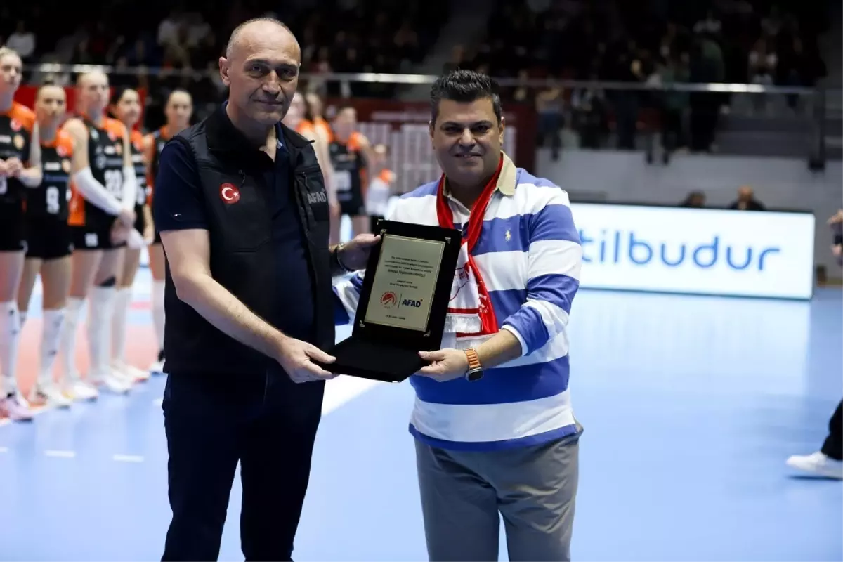 AFAD Çalışanlarına Voleybolda Destek Günü!