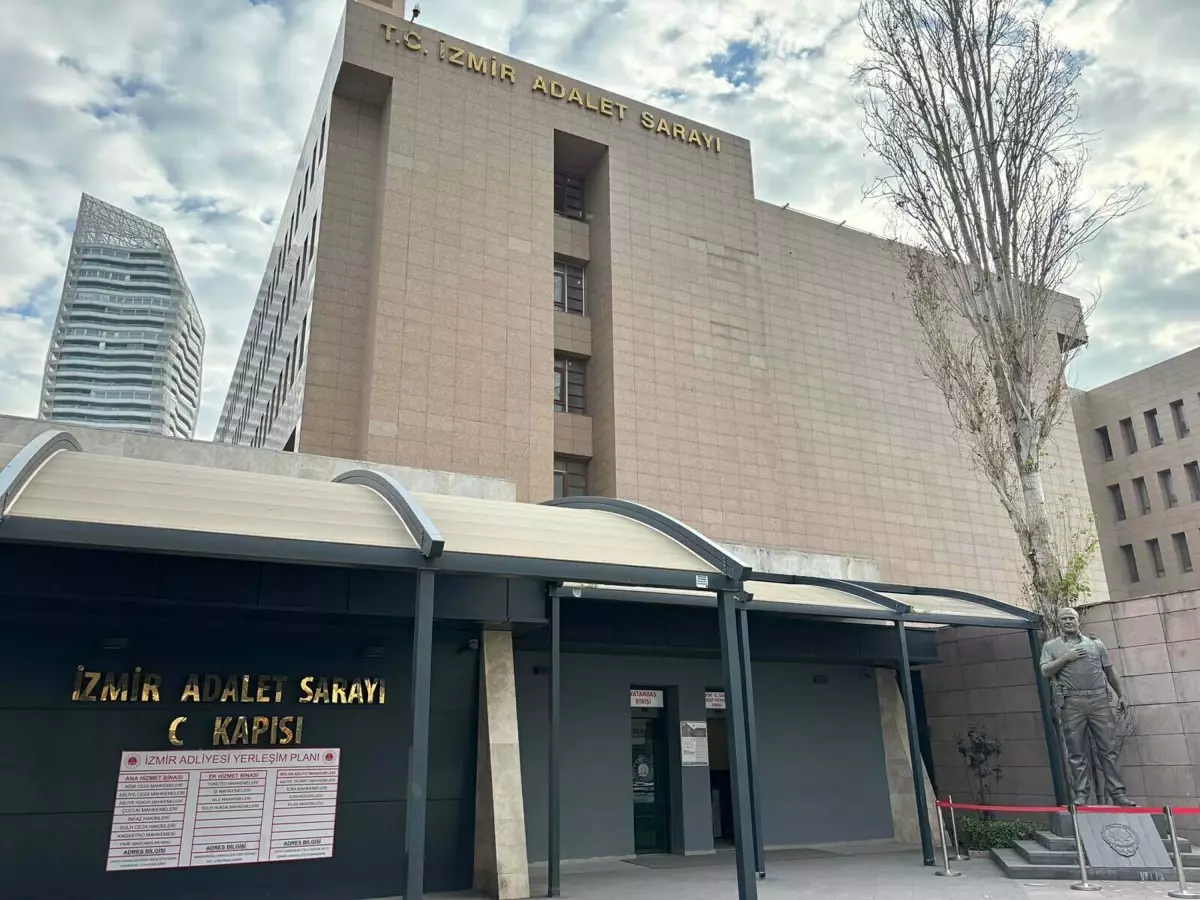 İzmir’de İZBETON Operasyonu: 22 Gözaltı!