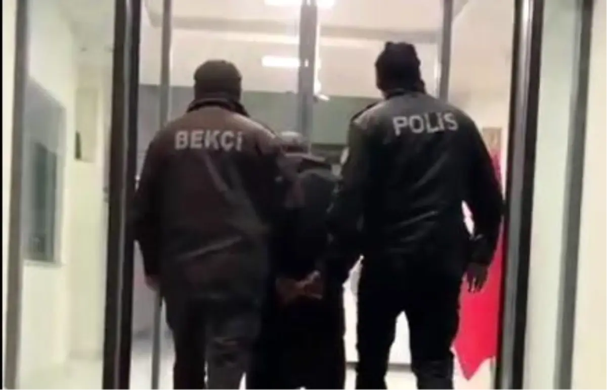 İzmir’de Aranan Şahıs Operasyonda Yakalandı!