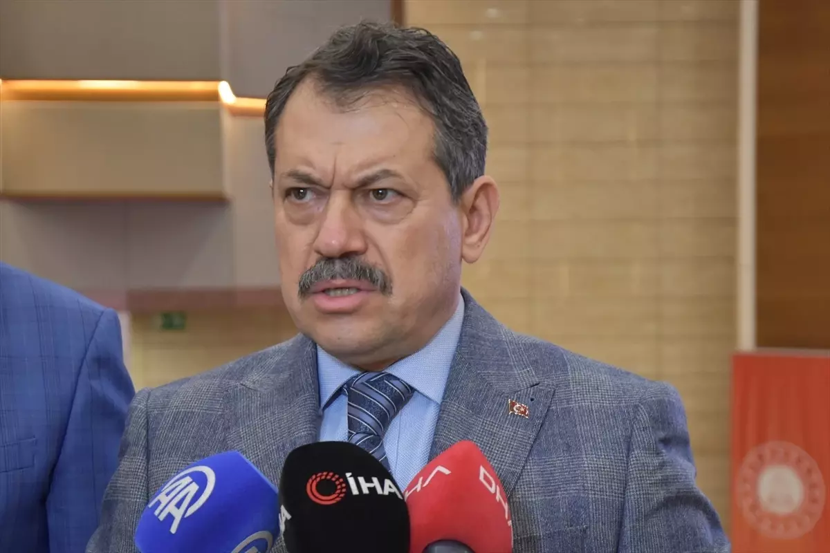 İzmir’de Bilişim Dolandırıcılığına Karşı Konferans