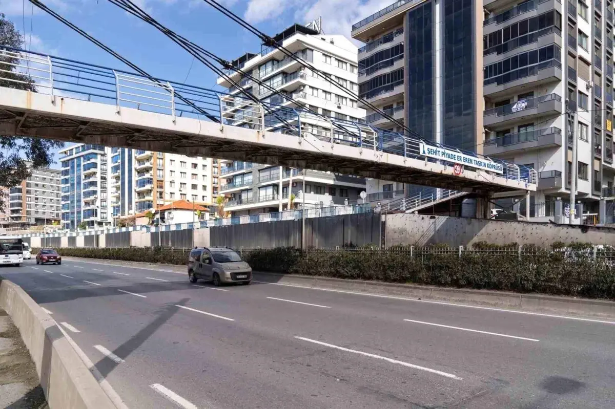 İzmir’de Şehit İsimleri Unutulmadı!