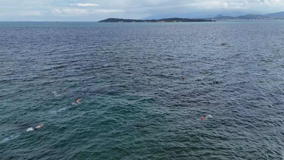 Kış Yüzme Etkinliği: Çocuklar İçin Kulaç Attılar!