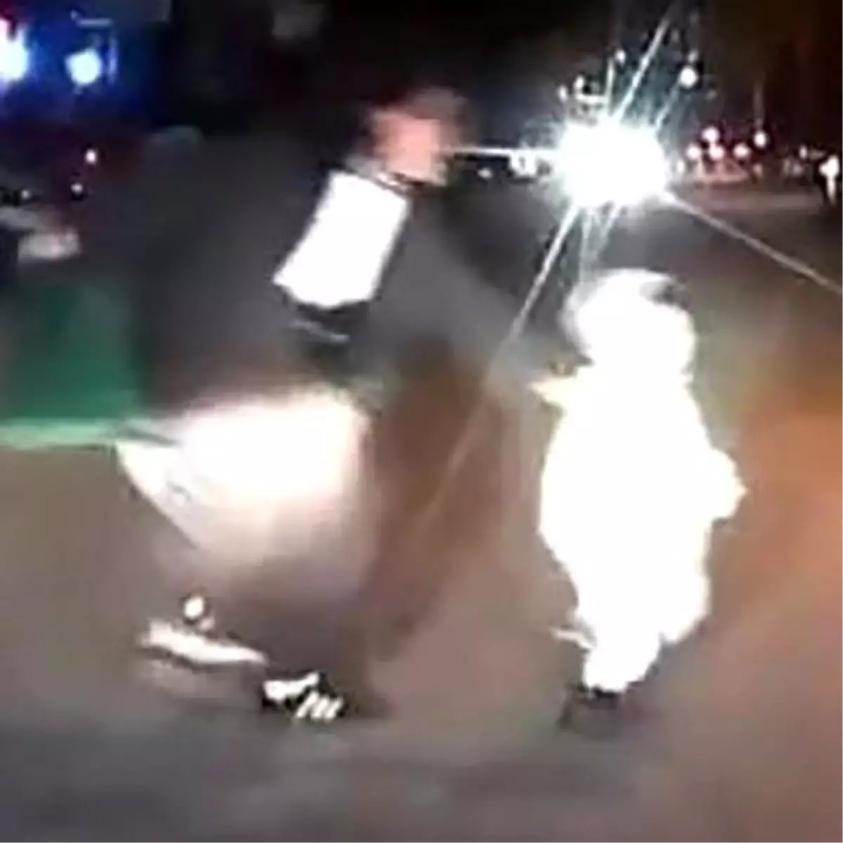 İzmir’de Çocuğu Kazadan Kurtaran Annenin Kahramanlığı