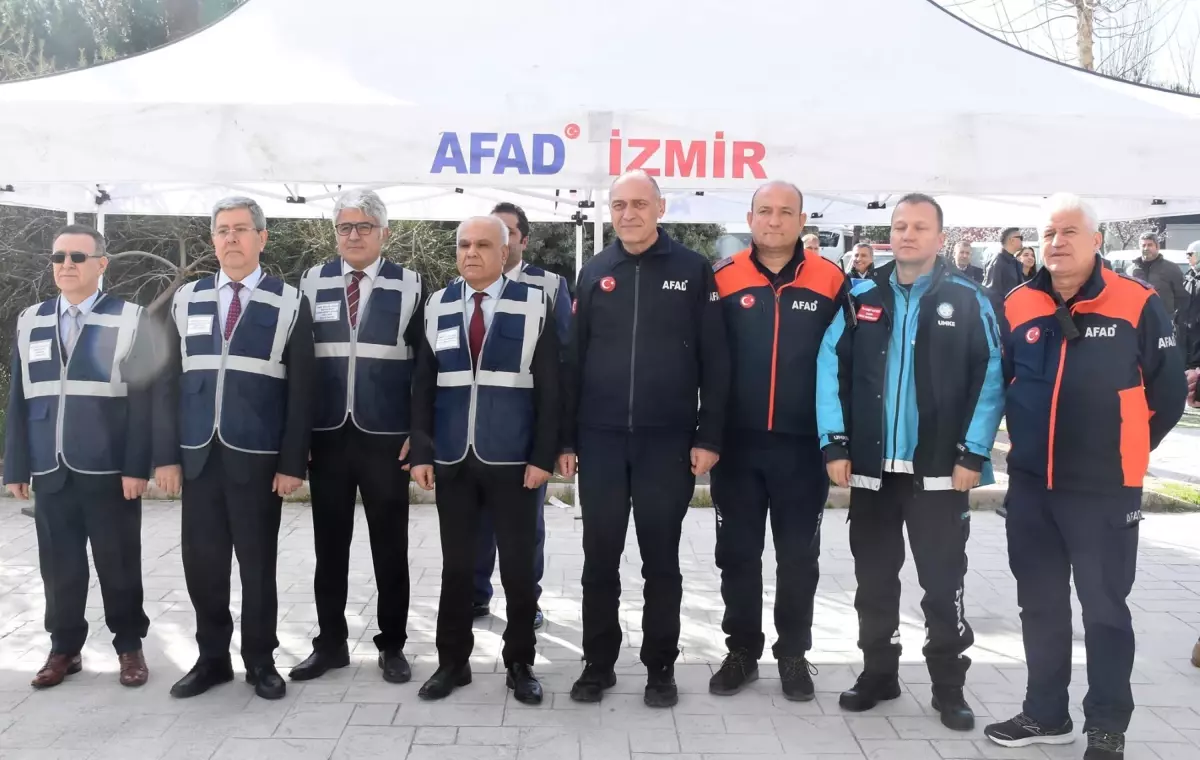 İzmir’de Bomba İhbar Tatbikatı Başarılı Geçti!