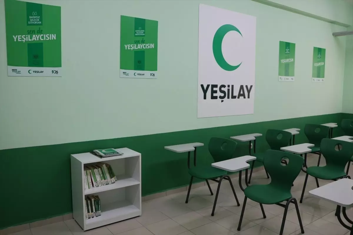 İzmir’de Bağımlılıkla Mücadele İçin Yeşilay Odası