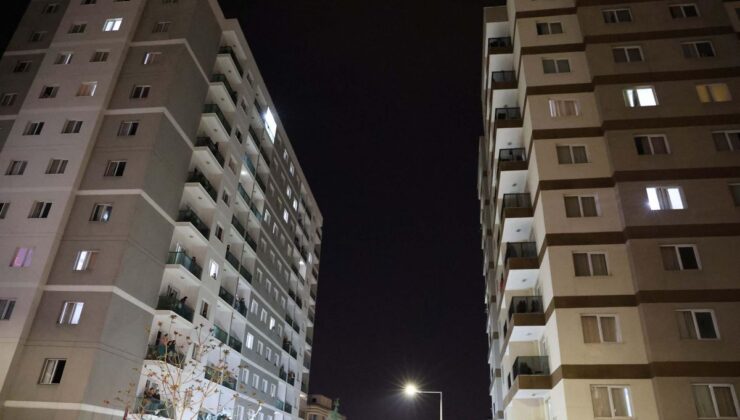 Buca’da Öğrenci Yurdunda Gıda Zehirlenmesi Şüphesi!