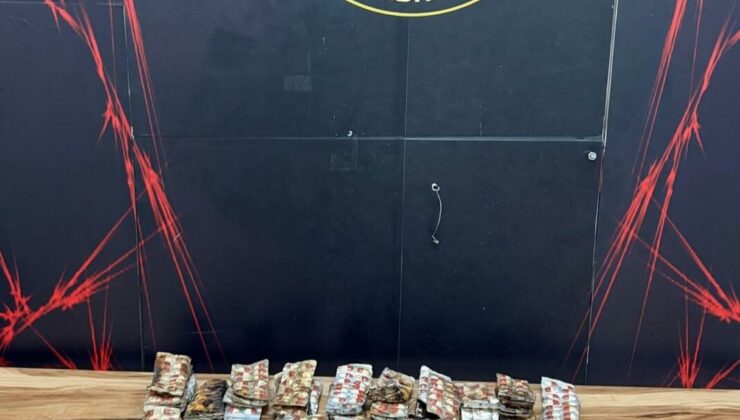 Karabağlar’da Yangın: Uyuşturucu ve 10 Gözaltı!