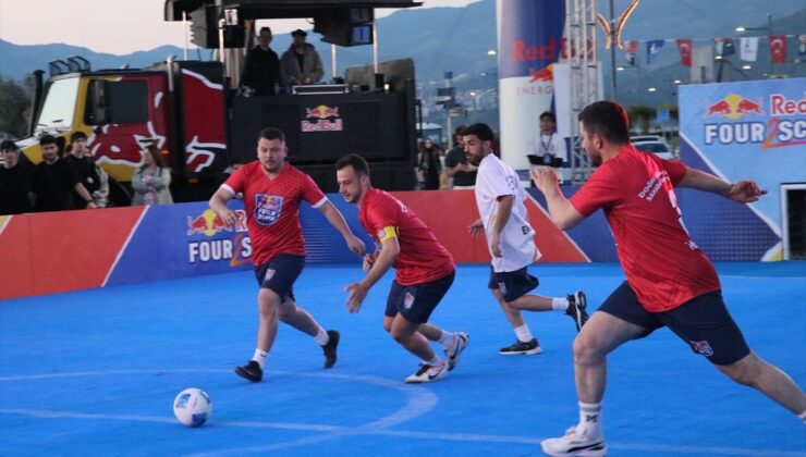 Sivas, İzmir’de Red Bull Four 2 Score’u Kazandı